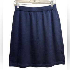 St. John Evening dark blue knit skirt—size 8